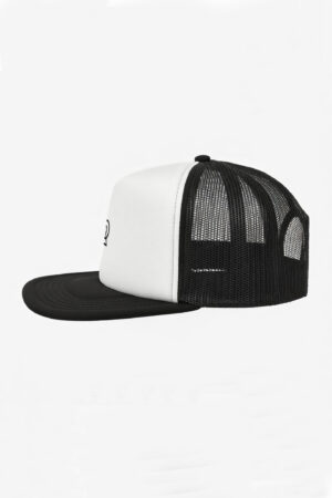 Snapback Trucker Pala Recta 2026